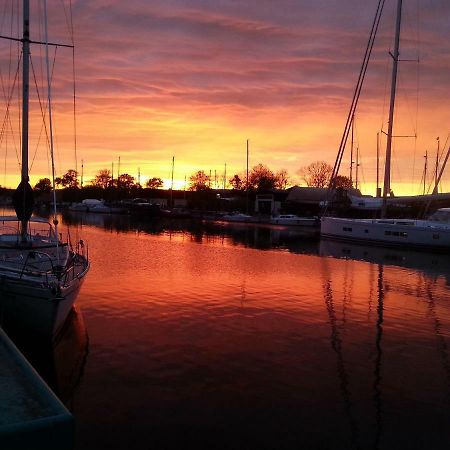 Eclipse Of The Sun Greifswald Exterior foto