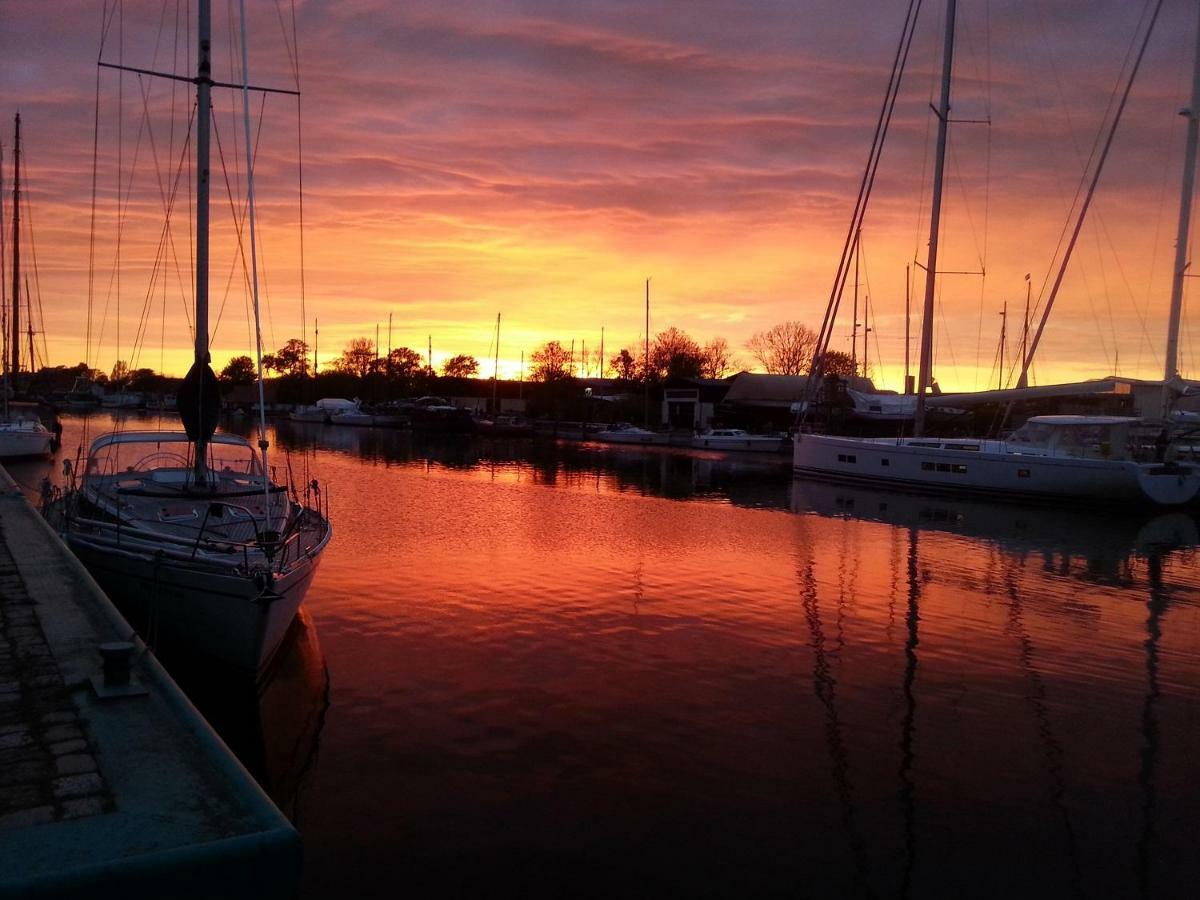 Eclipse Of The Sun Greifswald Exterior foto